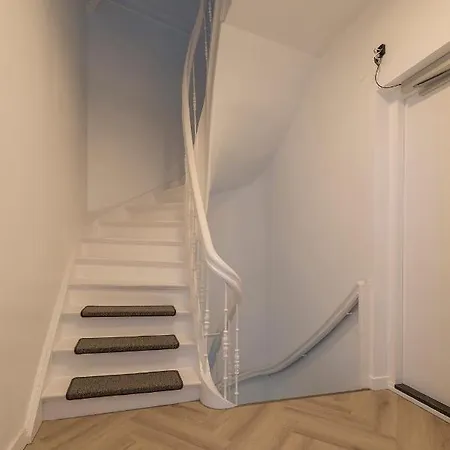 New Luxurious Jean With Balconies Roosendaal