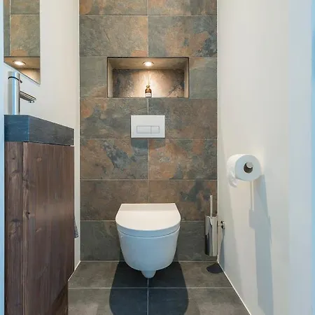 Apartamento New Luxurious Jean With Balconies Roosendaal